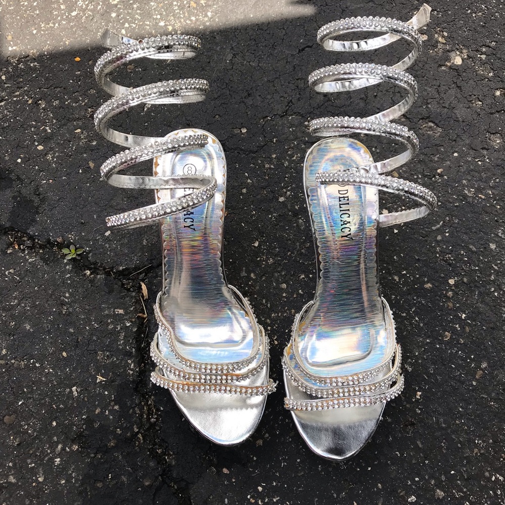 Woman shoes